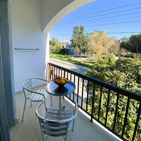 Penny's Kato Appartement *