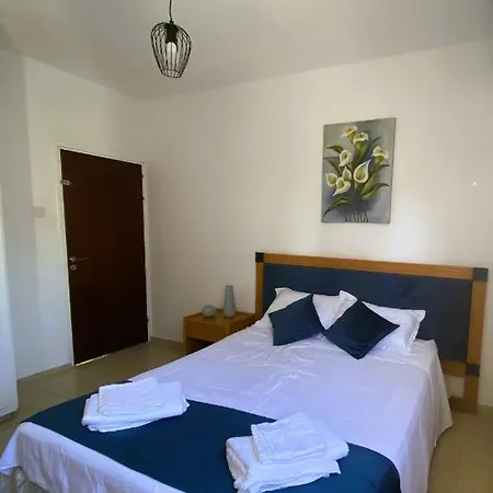 Penny's Kato * Paphos