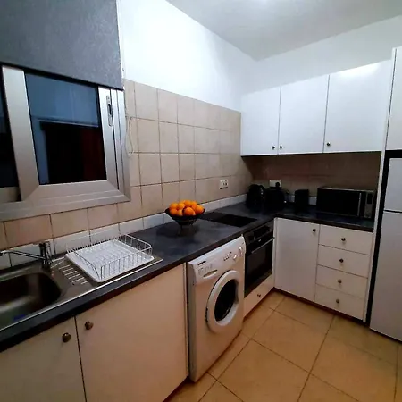 Penny's Kato Appartement *