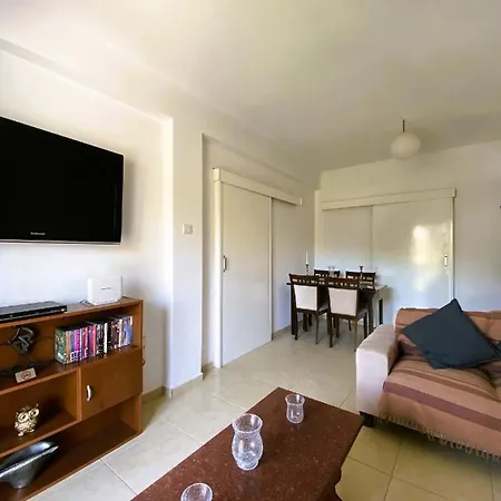 Apartment Penny's Kato Paphos